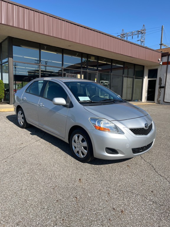 2009 Toyota Yaris Image 1