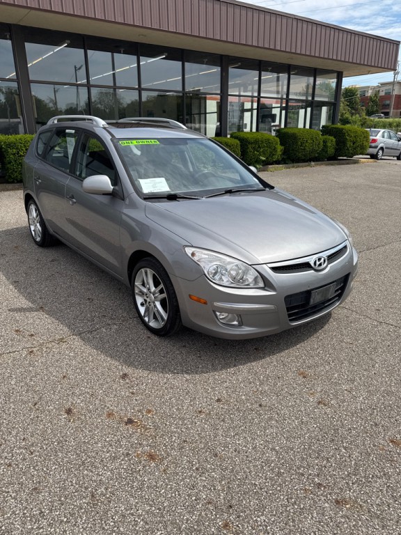 2012 Hyundai Elantra Image 1