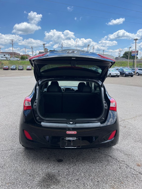 2014 Hyundai Elantra Image 9