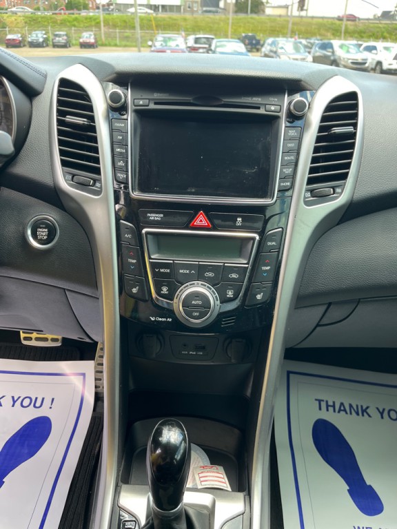 2014 Hyundai Elantra Image 11