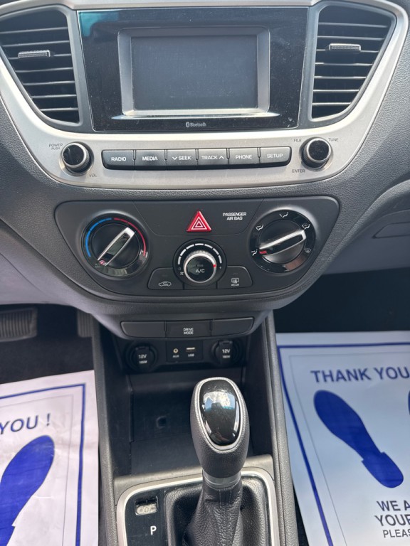 2019 Hyundai Accent Image 8