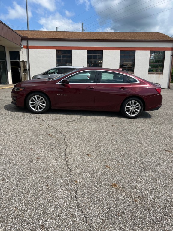 2016 Chevrolet Malibu Image 4