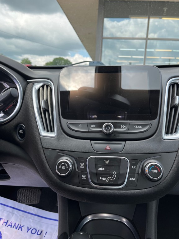 2016 Chevrolet Malibu Image 10