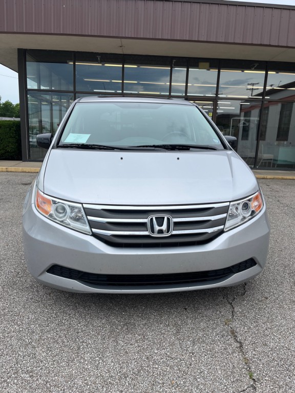 2013 Honda Odyssey Image 2