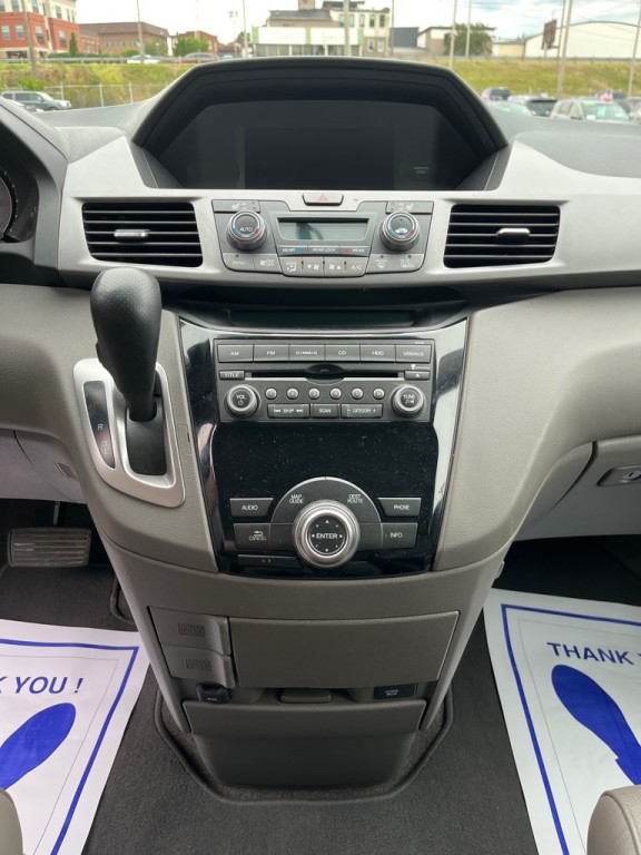 2013 Honda Odyssey Image 11