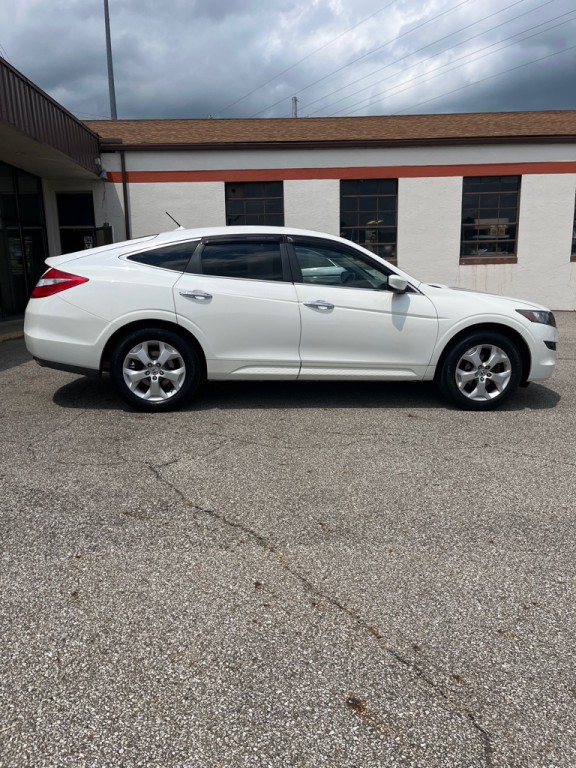 2010 Honda Crosstour Image 8