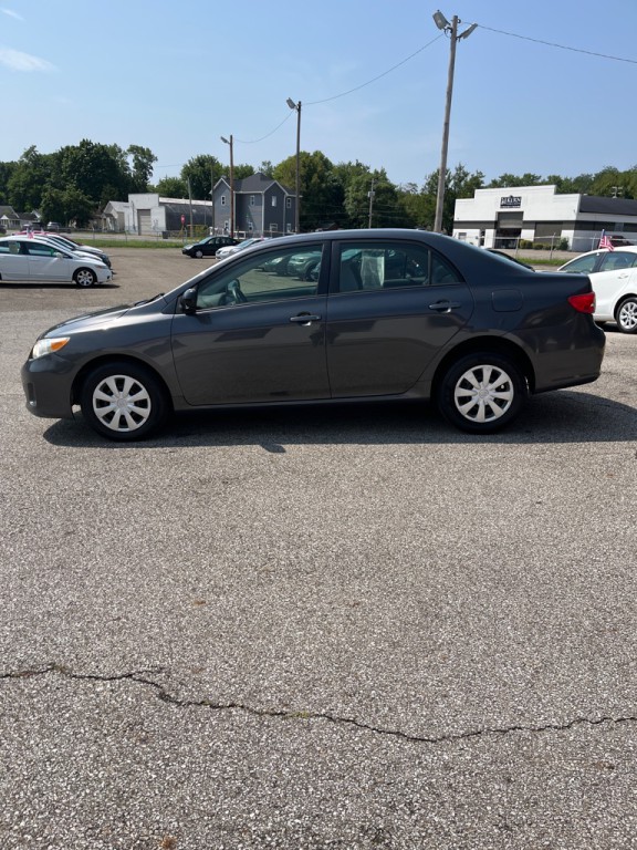 2011 Toyota Corolla Image 4