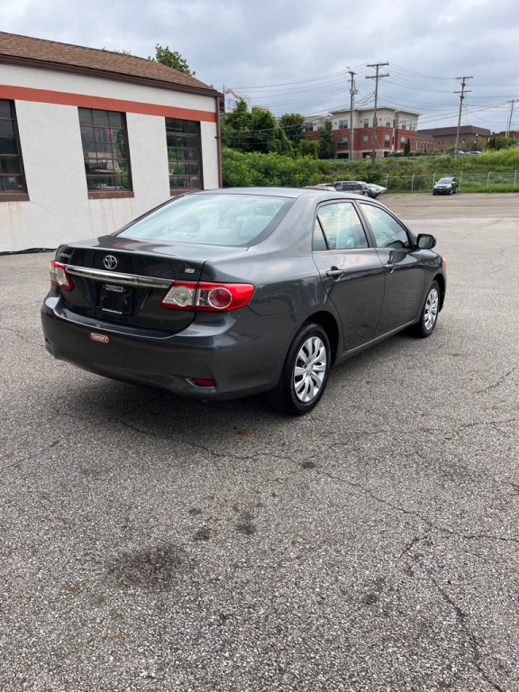 2013 Toyota Corolla Image 7