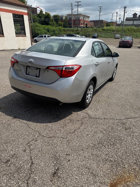 2015 Toyota Corolla Image 6