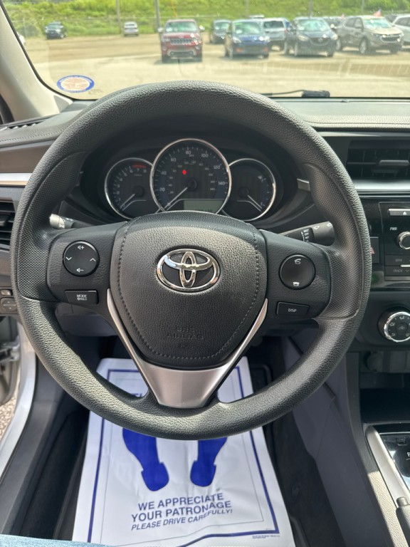 2015 Toyota Corolla Image 7