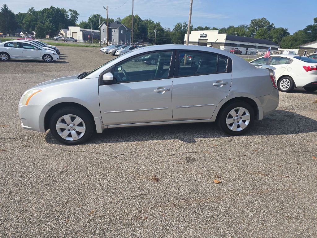2009 Nissan Sentra Image 2