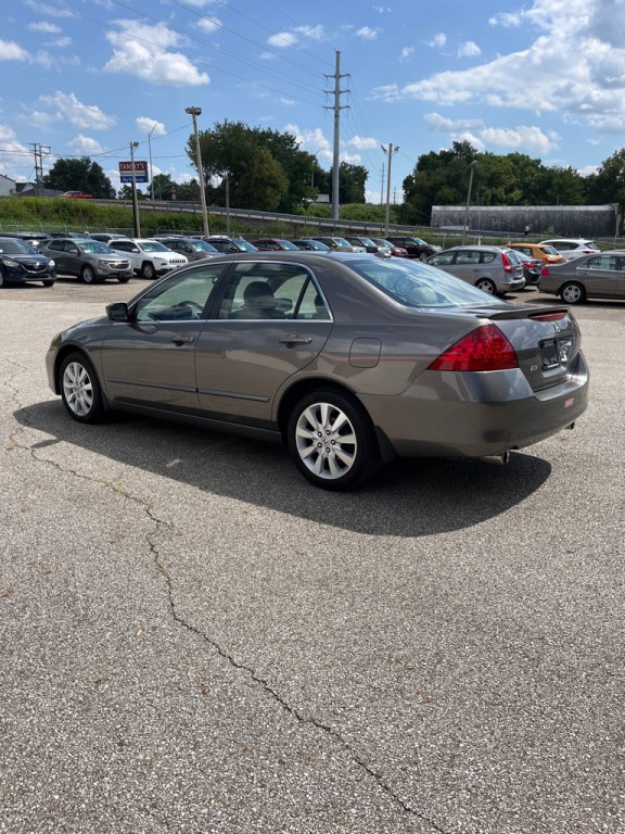 2007 Honda Accord Image 5