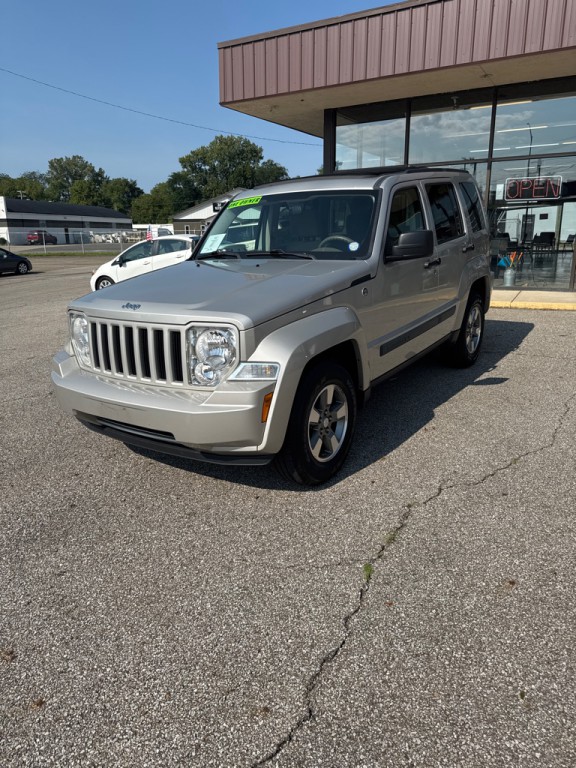2008 Jeep Liberty Image 3