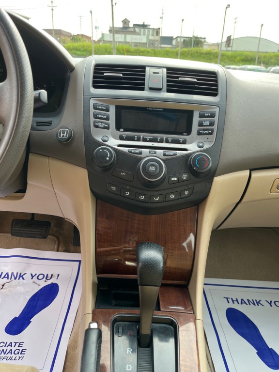 2006 Honda Accord Image 10
