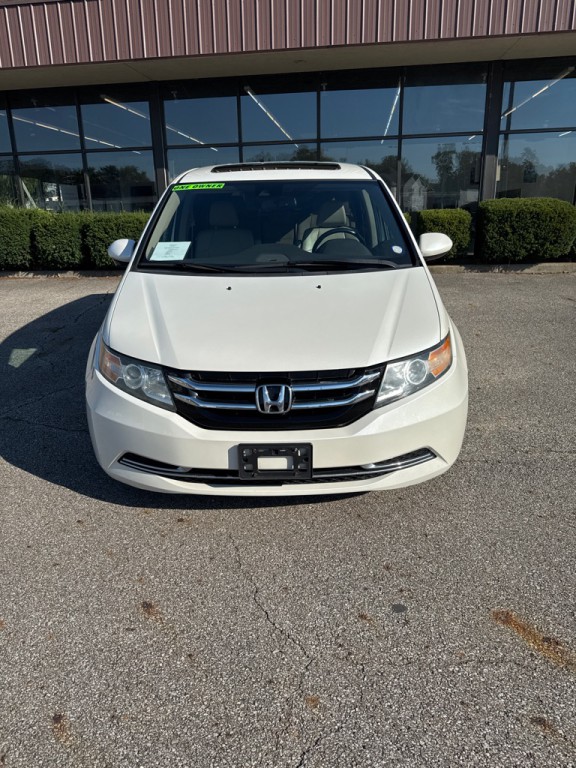 2016 Honda Odyssey Image 2