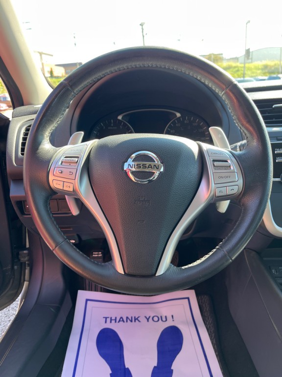 2017 Nissan Altima Image 9