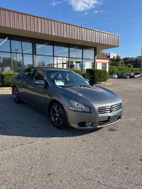 2014 Nissan Maxima Image 1