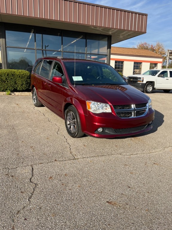2017 Dodge Grand Caravan Image 1