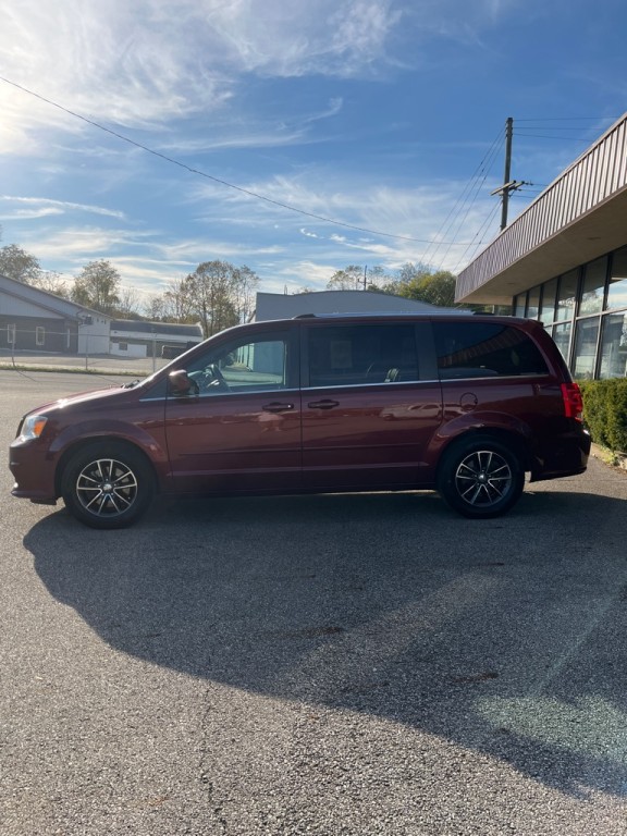 2017 Dodge Grand Caravan Image 4