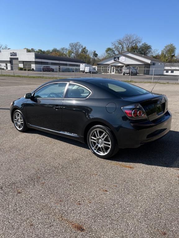 2009 Scion tC Image 5