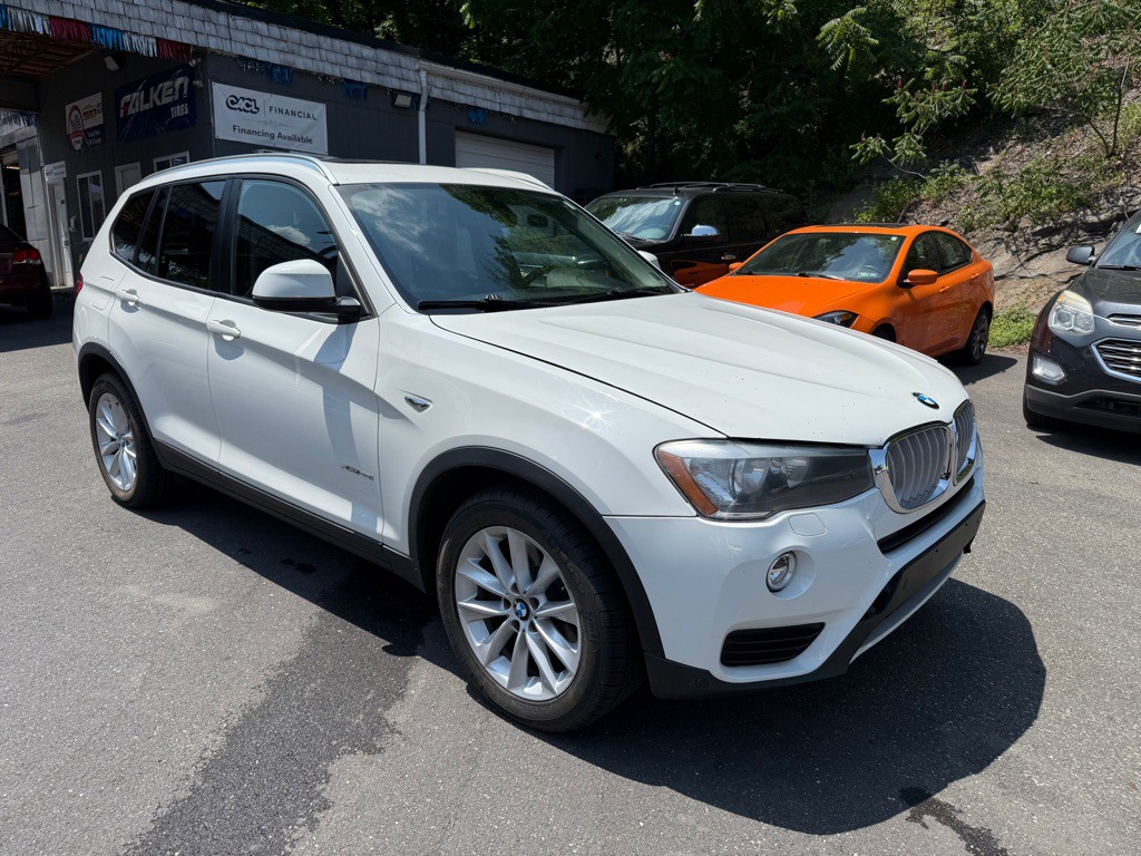 2017 BMW X3 Image 9