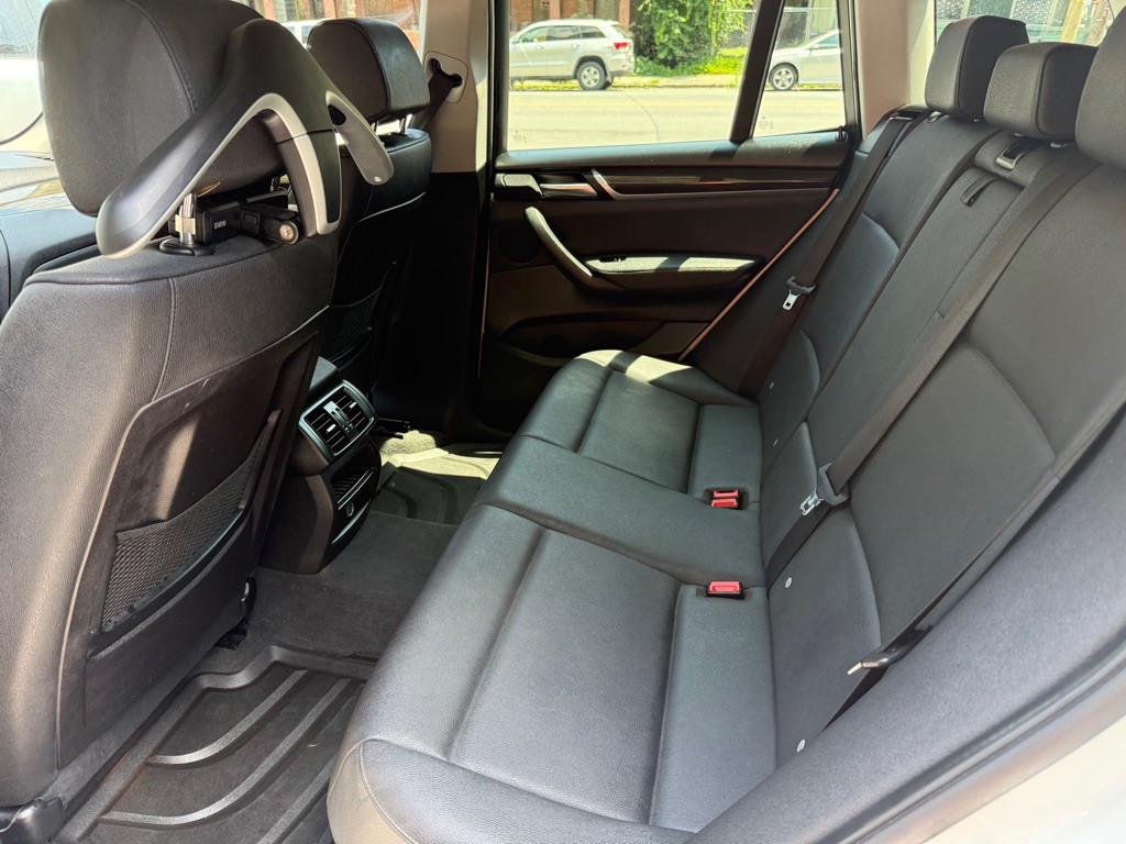 2017 BMW X3 Image 12