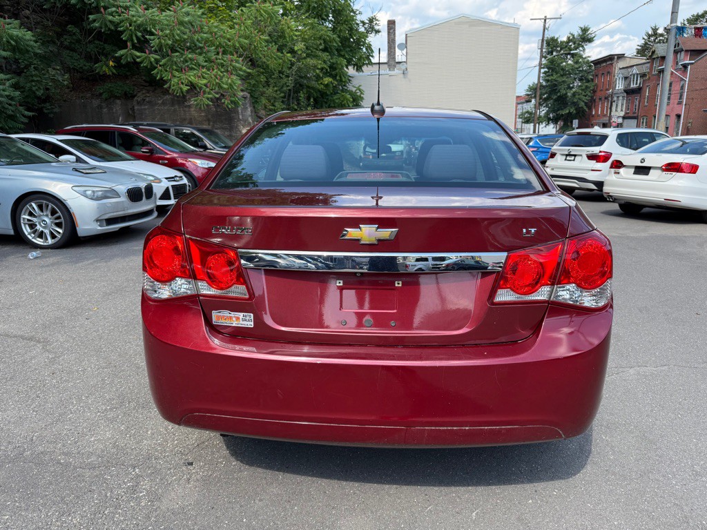 2015 Chevrolet Cruze Image 4