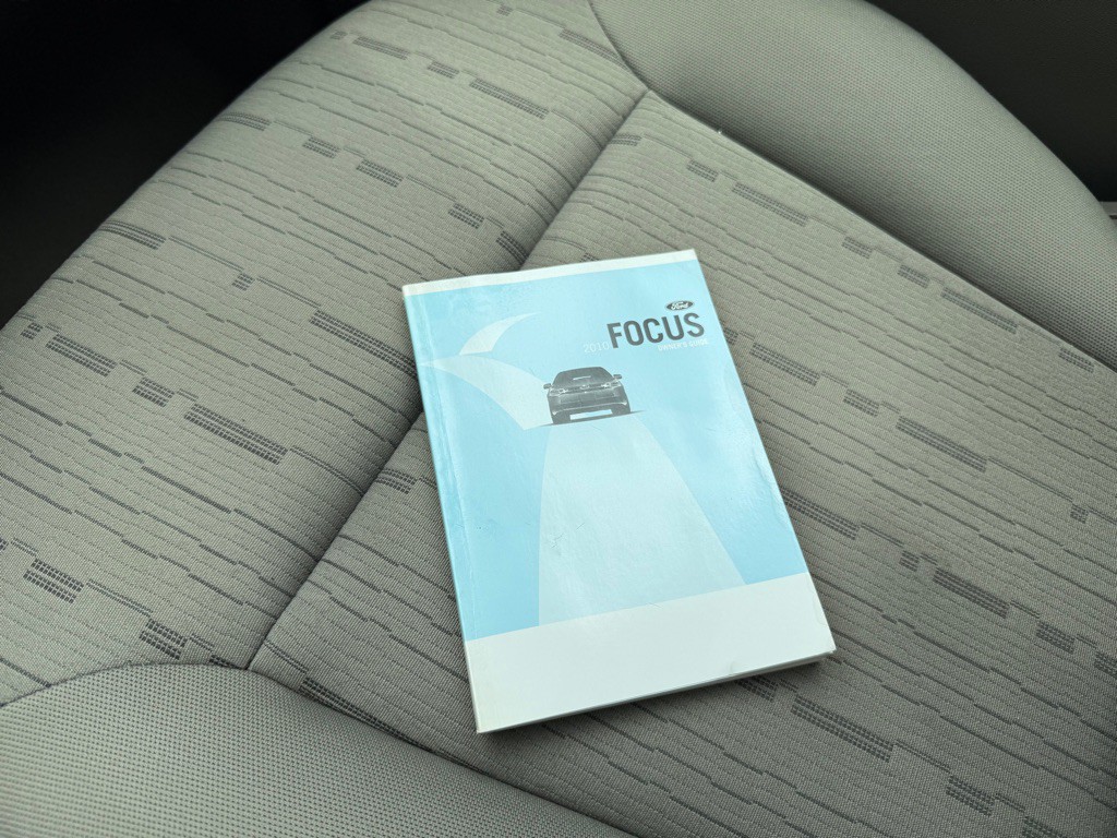 2010 Ford Focus Image 14