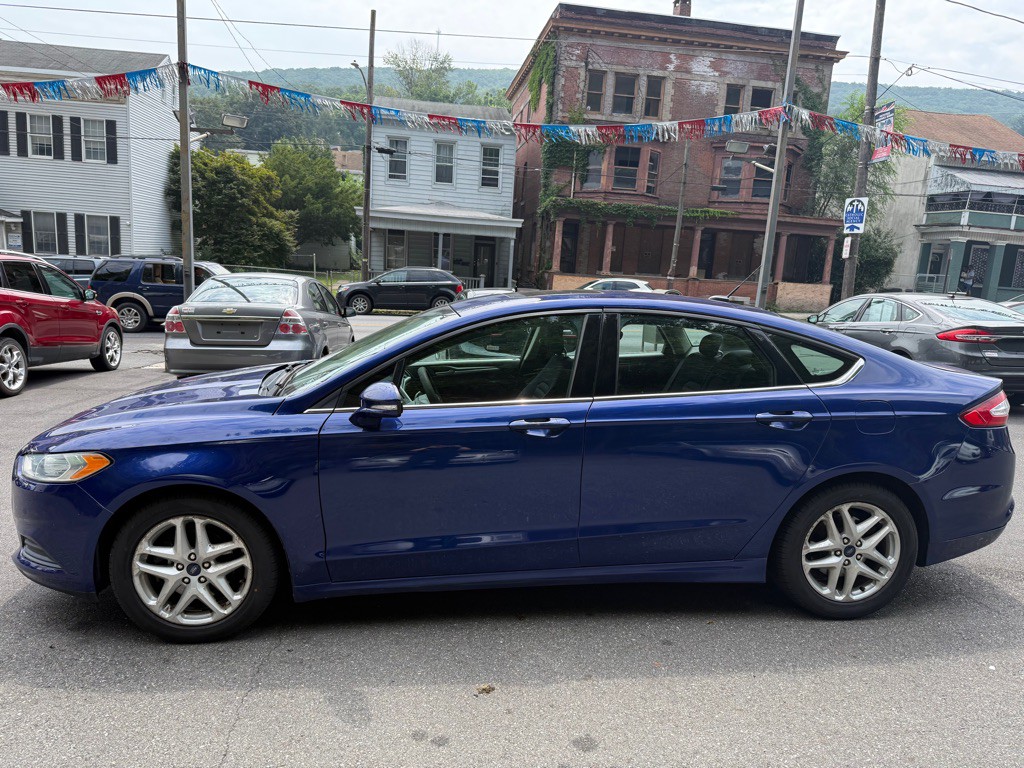 2015 Ford Fusion Image 2