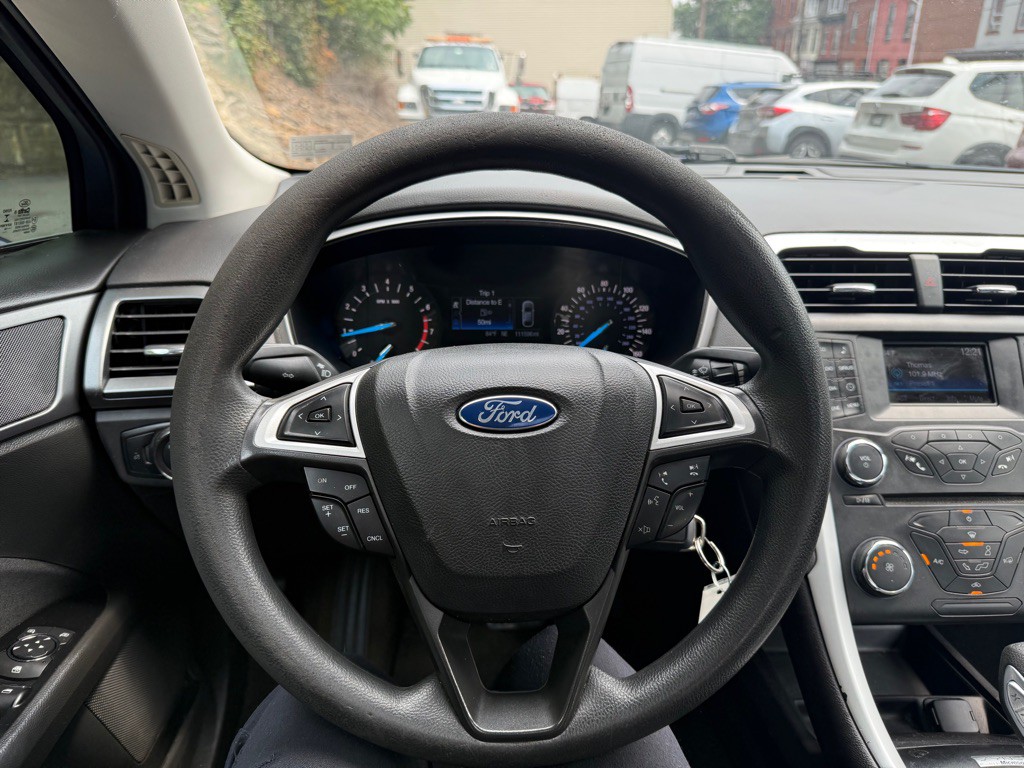 2015 Ford Fusion Image 12