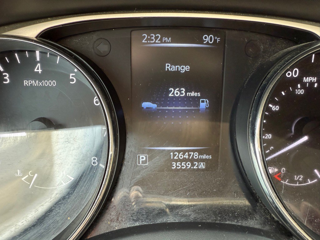 2015 Nissan Rogue Image 13