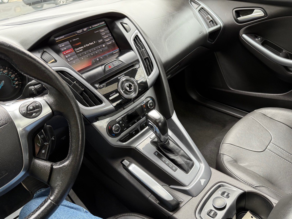 2012 Ford Focus Image 14