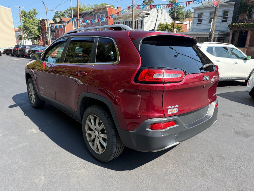 2018 Jeep Cherokee Image 3