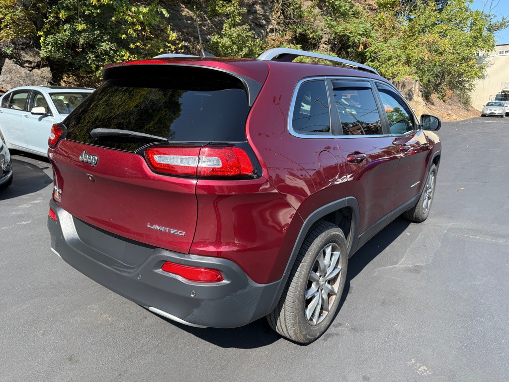 2018 Jeep Cherokee Image 7