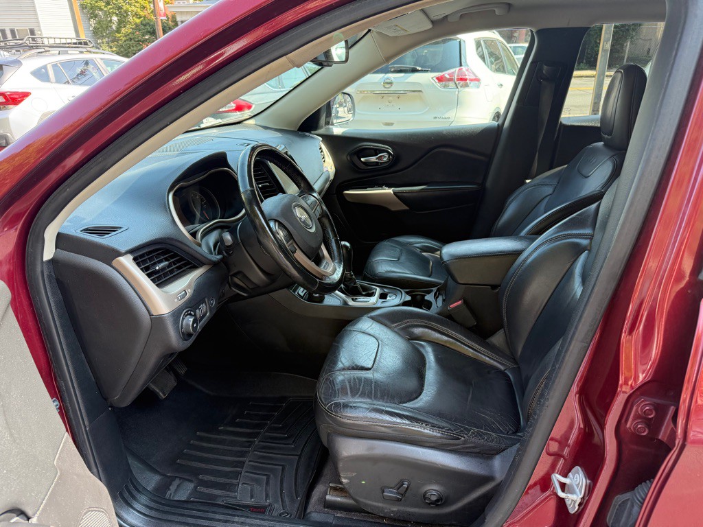 2018 Jeep Cherokee Image 11