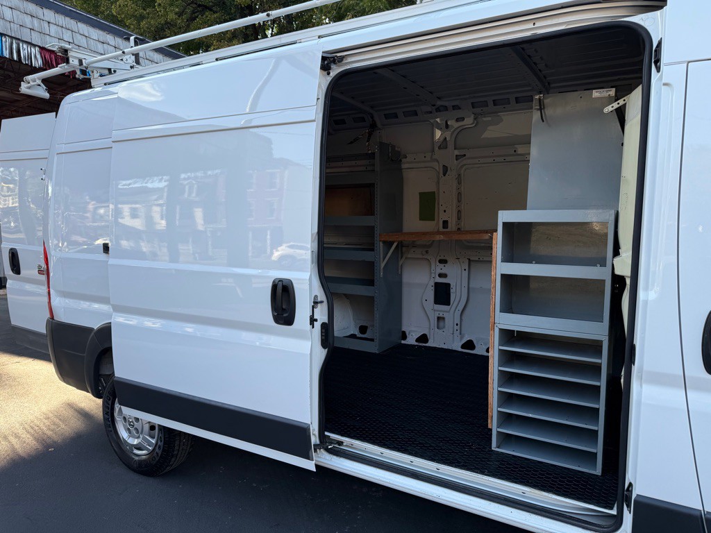 2015 RAM Promaster Image 9