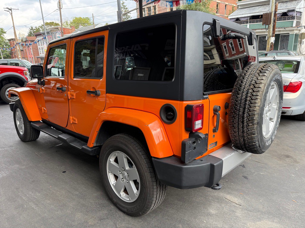 2012 Jeep Wrangler Unlimited Image 3