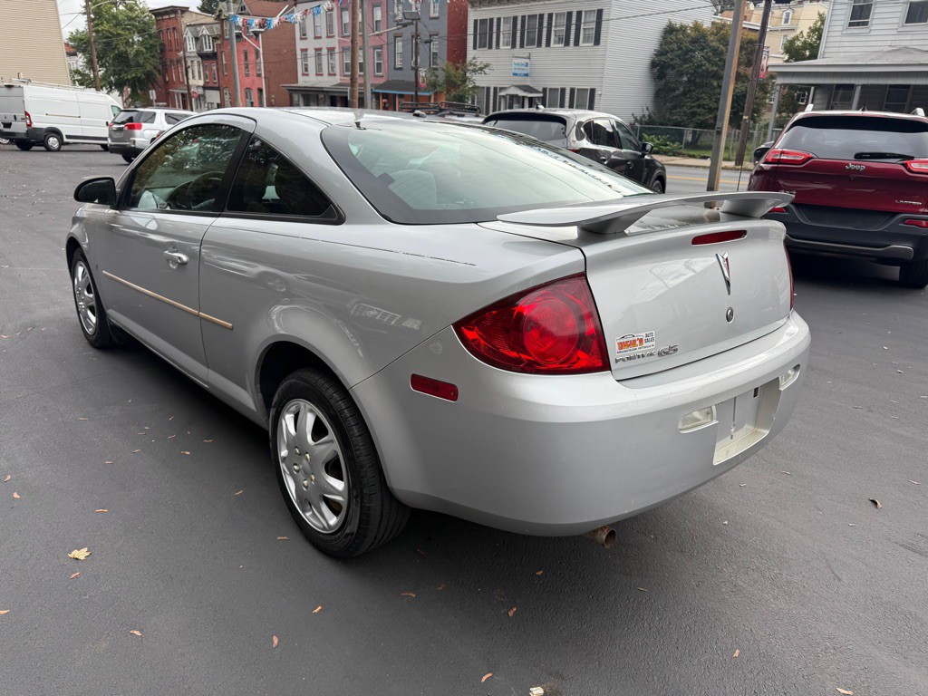 2007 Pontiac G5 Image 3