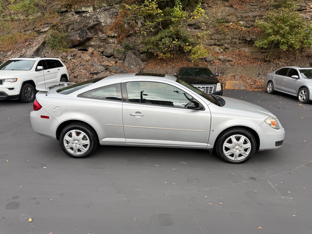 2007 Pontiac G5 Image 6