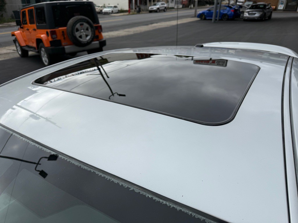 2007 Pontiac G5 Image 9
