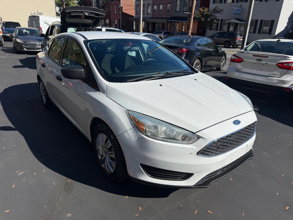 2016 Ford Focus Image 7