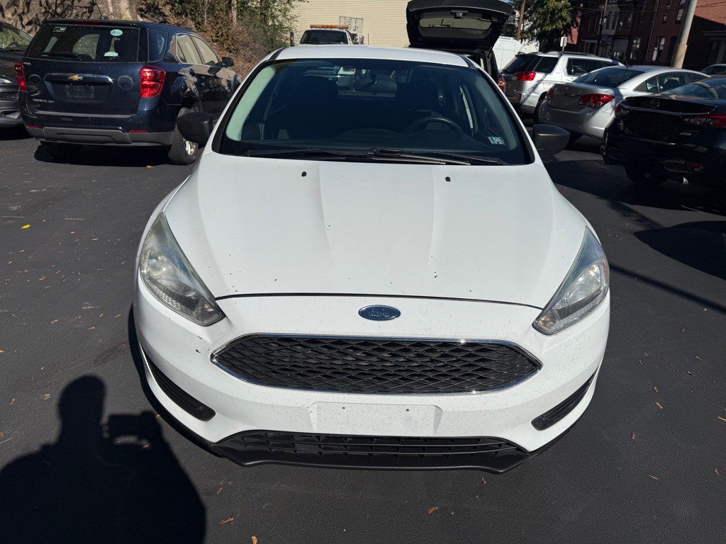 2016 Ford Focus Image 8