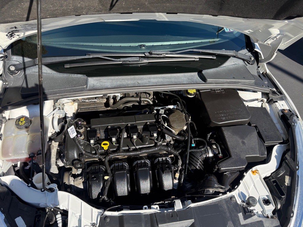 2016 Ford Focus Image 22