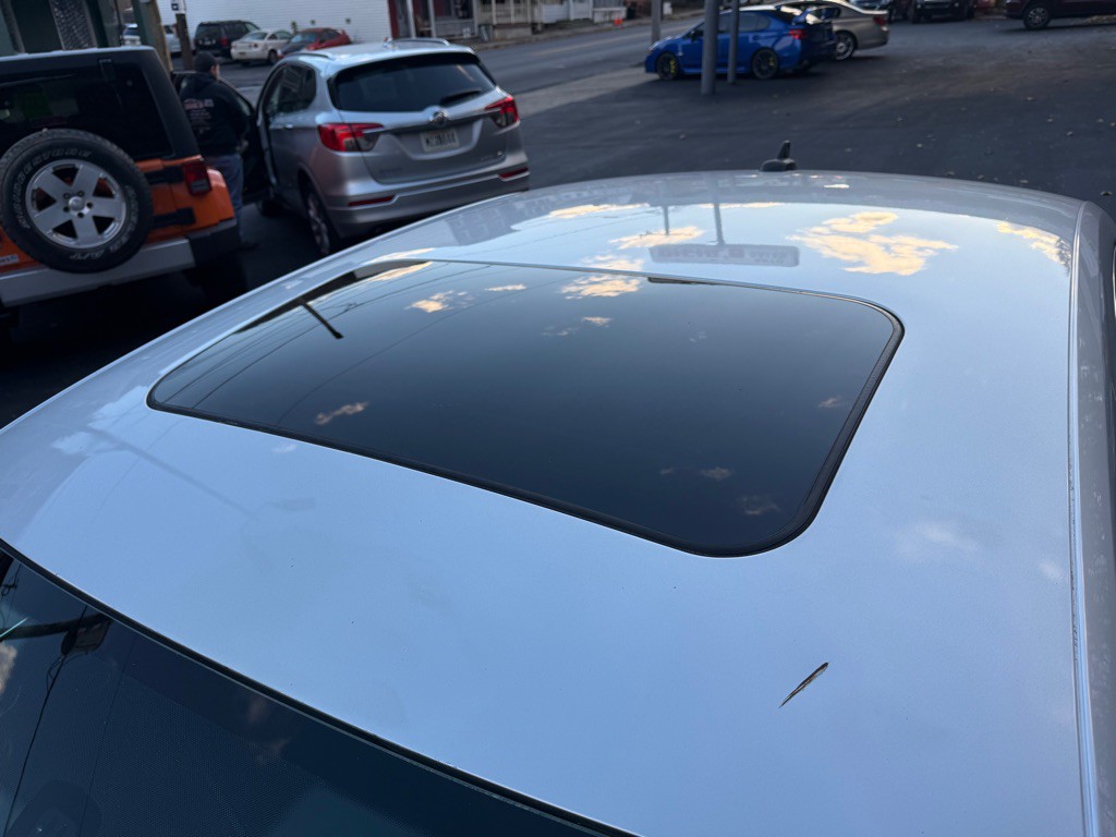 2012 Volkswagen Passat Image 10