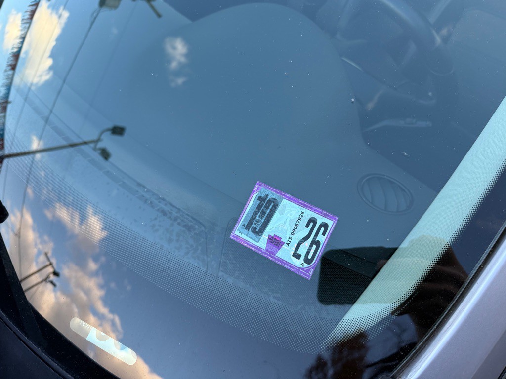 2012 Volkswagen Passat Image 11