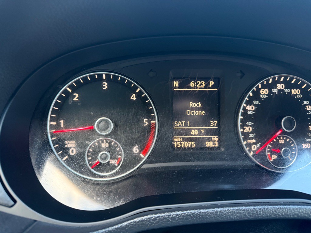 2012 Volkswagen Passat Image 17