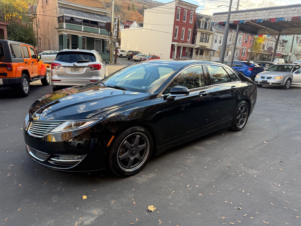 2016 Lincoln MKZ Image 1