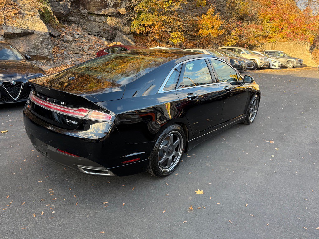 2016 Lincoln MKZ Image 5