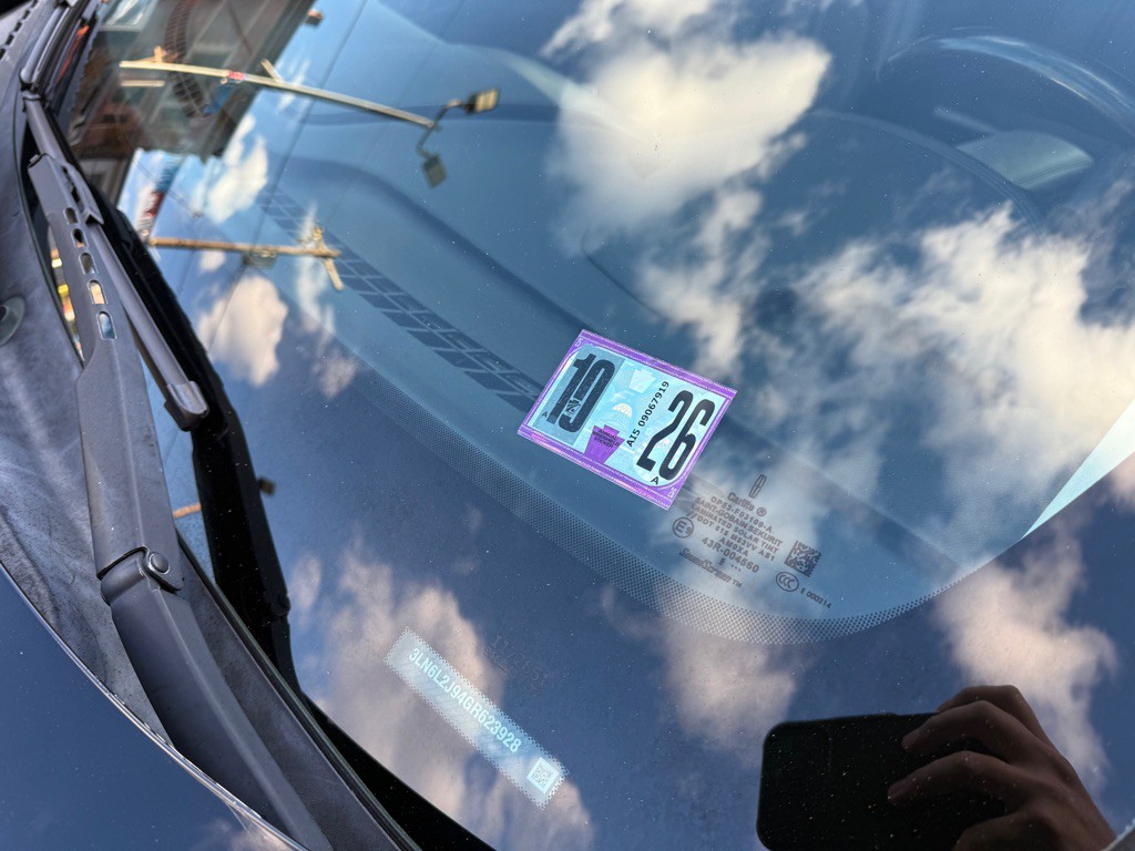 2016 Lincoln MKZ Image 10