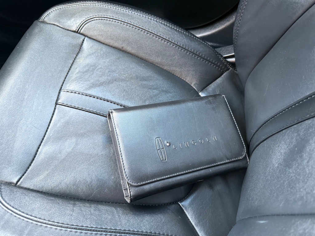 2016 Lincoln MKZ Image 21